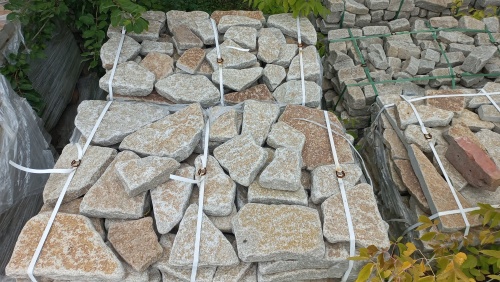 Плитняк гранитный галтованный купить в Артёмовском