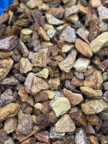 Златолит персиковый декоративная каменная крошка купить в Артёмовском