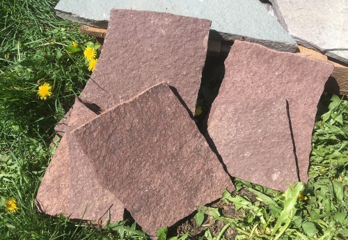 Плитняк лемезит бордовый для цоколя 1,5-2 см купить в Артёмовском