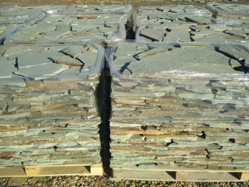 Плитняк златолит зелёный для цоколя, отмостки купить в Артёмовском