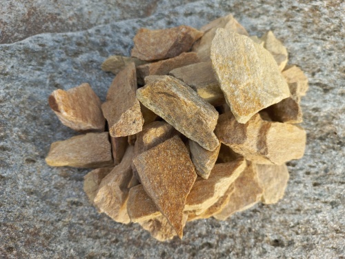 Златолит жёлтый декоративная каменная крошка купить в Артёмовском