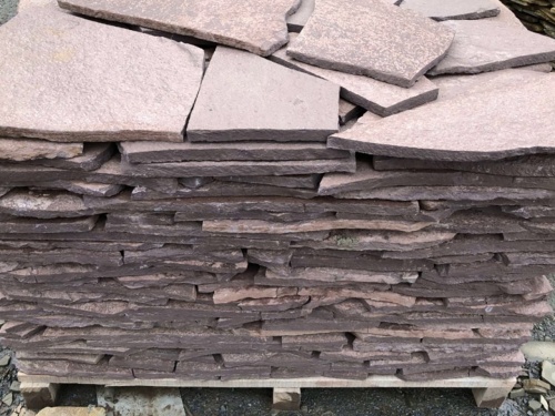 Плитняк лемезит бордовый для облицовки цоколя 20-25 мм  купить в Артёмовском