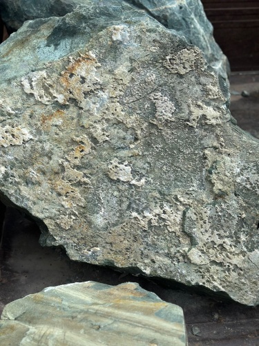 Ландшафтные глыбы зелёные 200-500 килограмм купить в Артёмовском