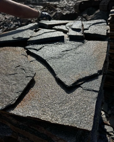 Плитняк златолит серебристый для фасада купить в Артёмовском