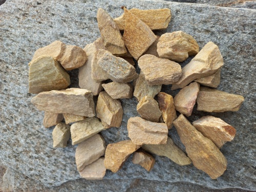 Златолит жёлтый декоративная каменная крошка купить в Артёмовском